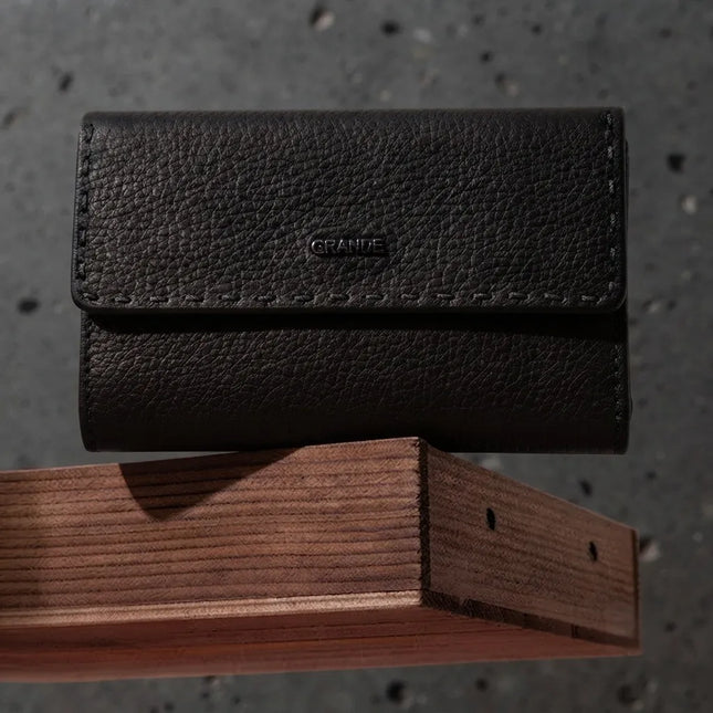 Grande® Sandra – Le Portefeuille Compact en Cuir Véritable